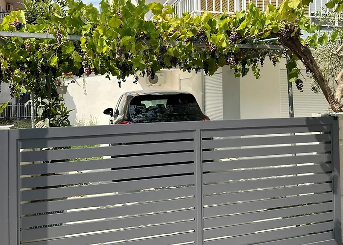 Сasa de vacaciones Modern Seaside Retreat With Private Patio And Parking - Blue Zone Homes Olympiakí Aktí